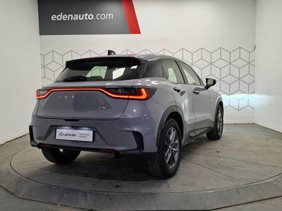 Lexus Lbx 2wd Business