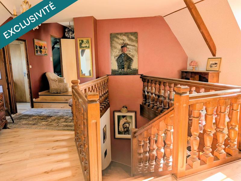 Maison - 237 m² - 9 pièces