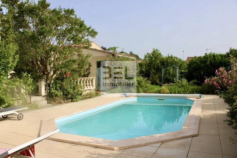 Villa - 195 m² - 8 pièces