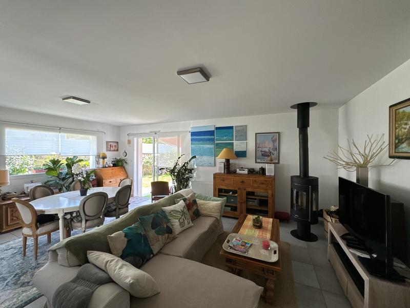 Maison - 93 m² - 5 pièces