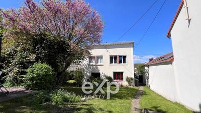 Maison - 208 m² - 7 pièces