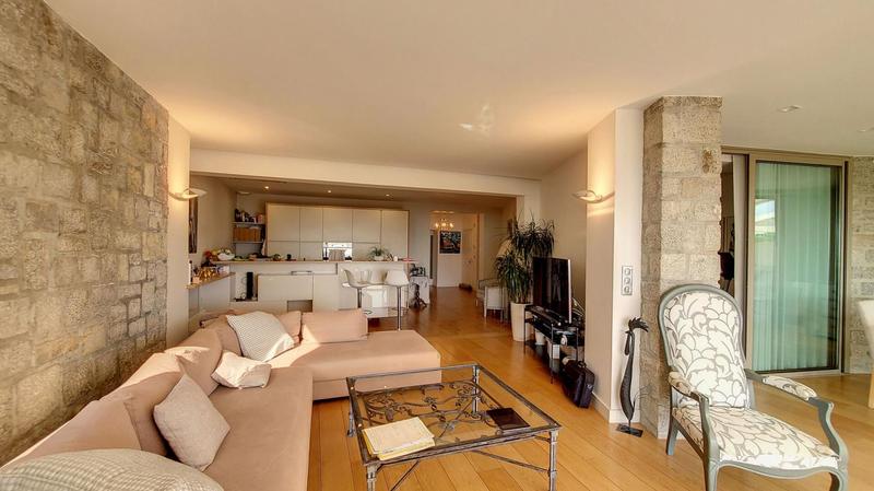 Appartement - 127 m² - 4 pièces