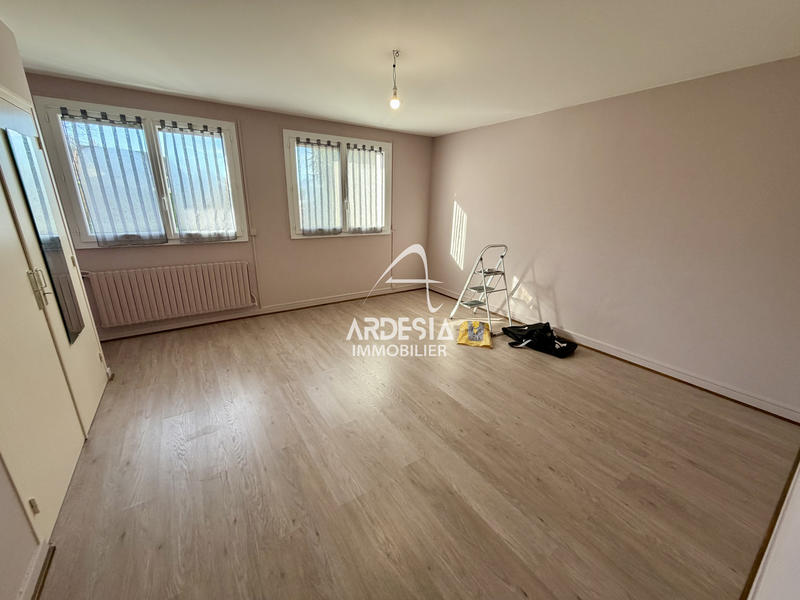 Maison - 115 m² - 7 pièces