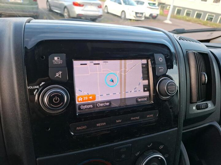 Citroën Jumper II (2) Fourgon 2.2 Bluehdi 140 s&amp;S Control L2h2 35