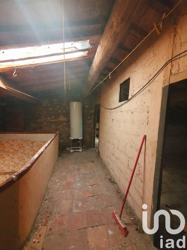 Immeuble - 217 m² - 1 pièce