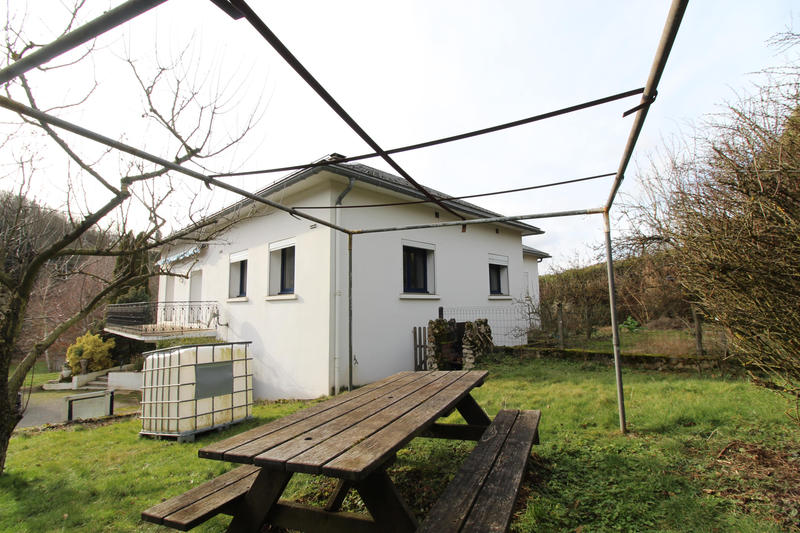 Maison - 180 m² - 7 pièces