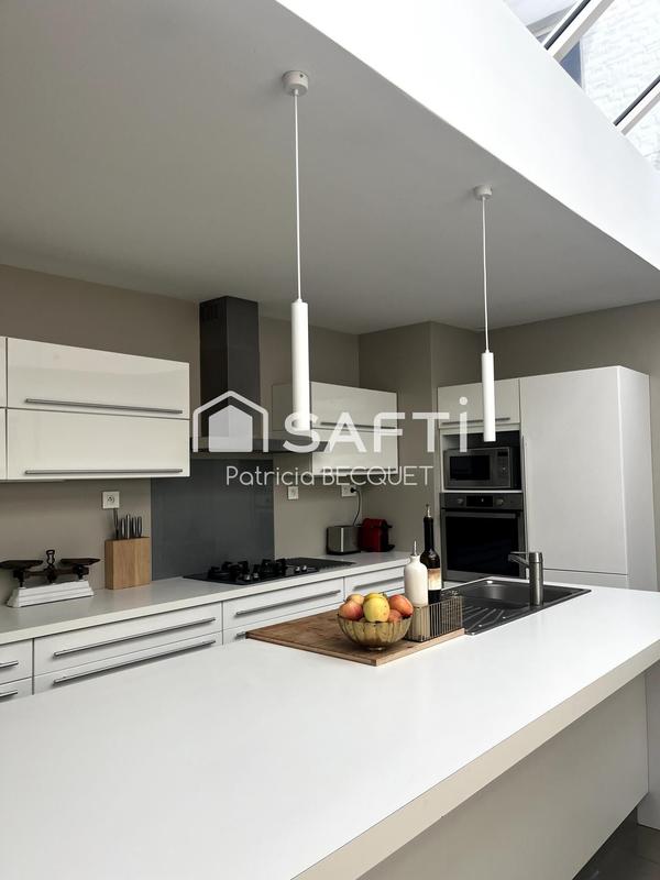 Maison - 143 m² - 5 pièces