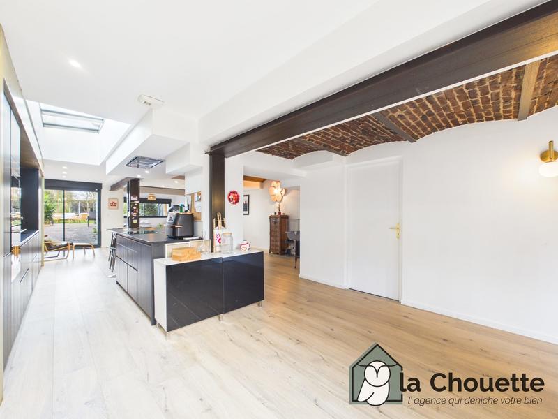 Maison ancienne - 202 m² - 6 pièces