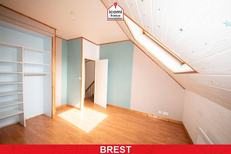 Maison - 112 m² - 6 pièces