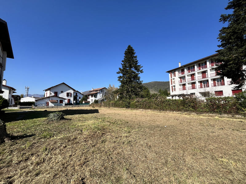 Terrain - 621 m²