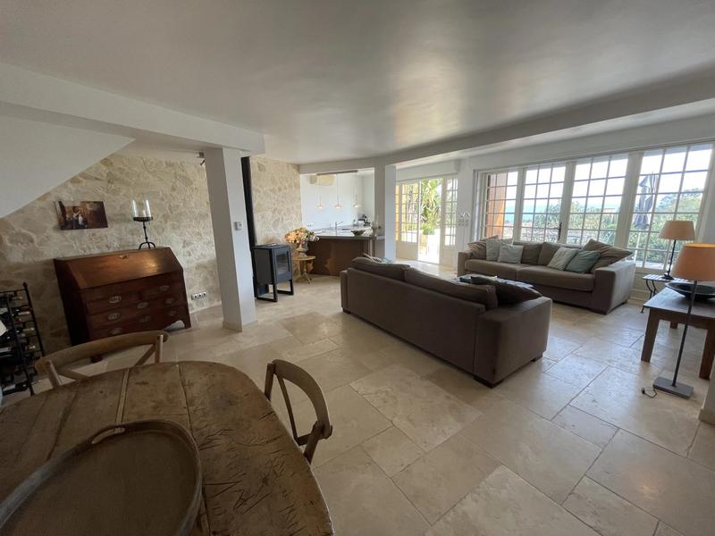 Maison jumelée - 125 m² - 4 pièces