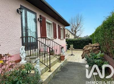 Maison - 143 m² - 5 pièces