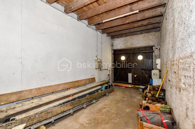 Maison - 203 m² - 6 pièces