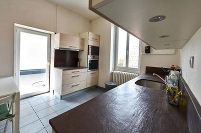 Appartement - 92 m² - 6 pièces