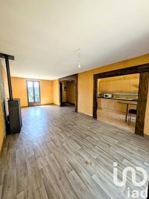Maison - 90 m² - 4 pièces