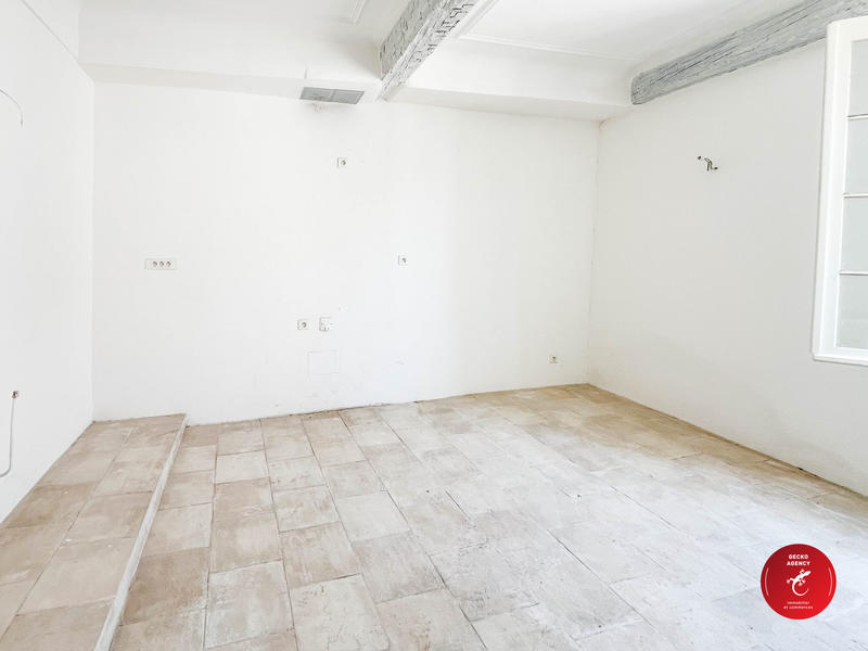 Maison - 219 m² - 10 pièces