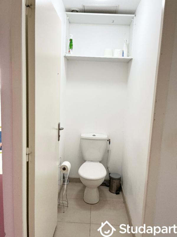 Chambre - 11 m² - 1 pièce