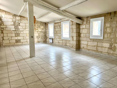 Appartement - 87 m² - 3 pièces