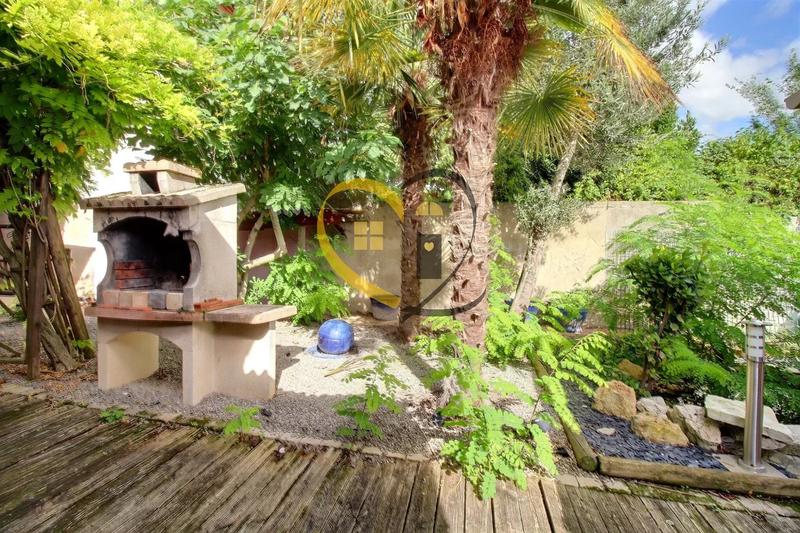 Maison - 95 m² - 6 pièces