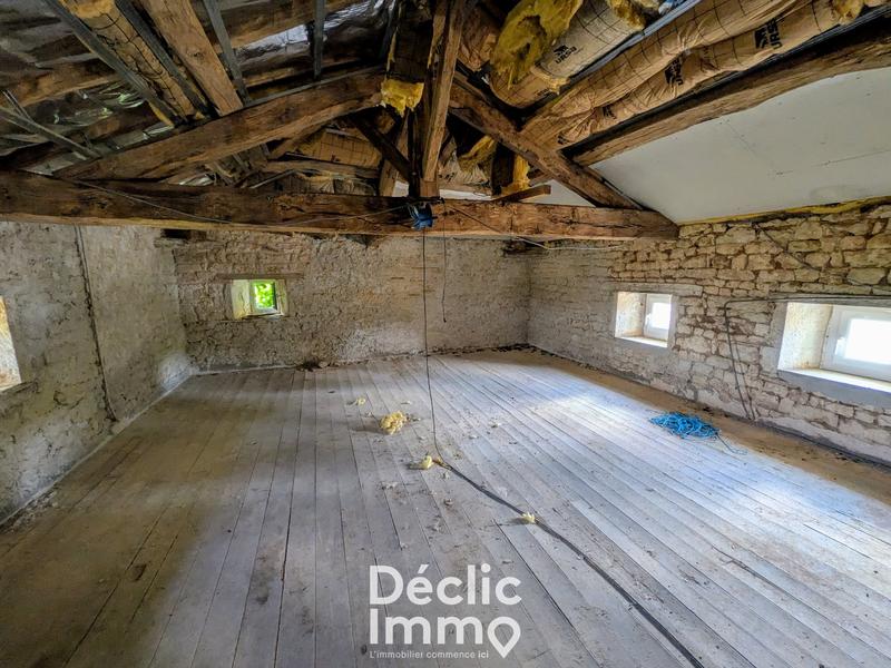 Maison ancienne - 204 m² - 3 pièces