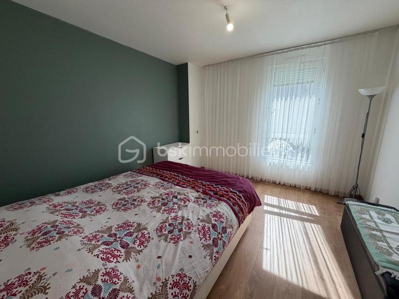 Maison - 97 m² - 6 pièces