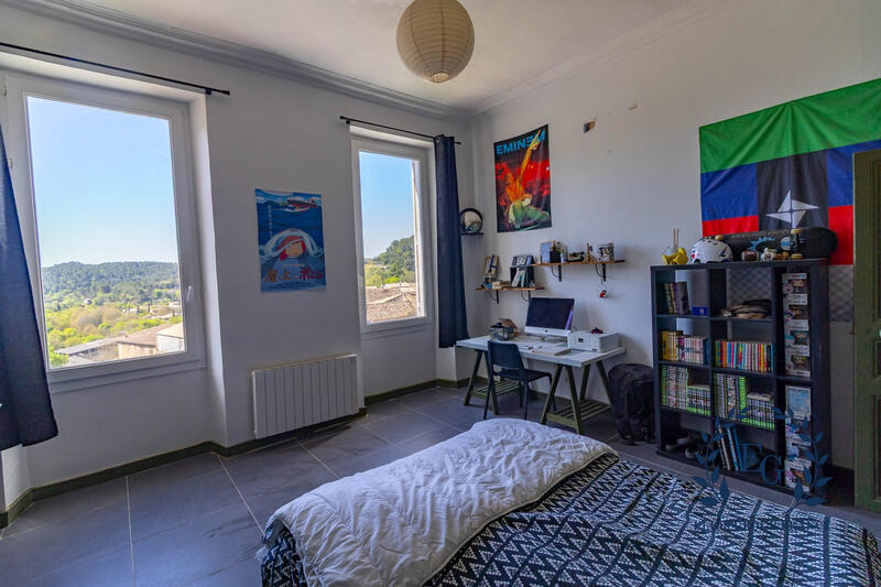 Appartement - 96 m² - 3 pièces