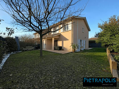 Maison - 123 m² - 6 pièces