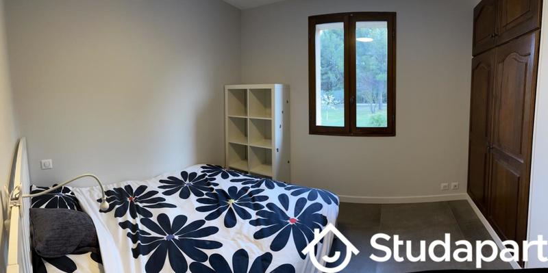 Chambre - 9 m² - 1 pièce