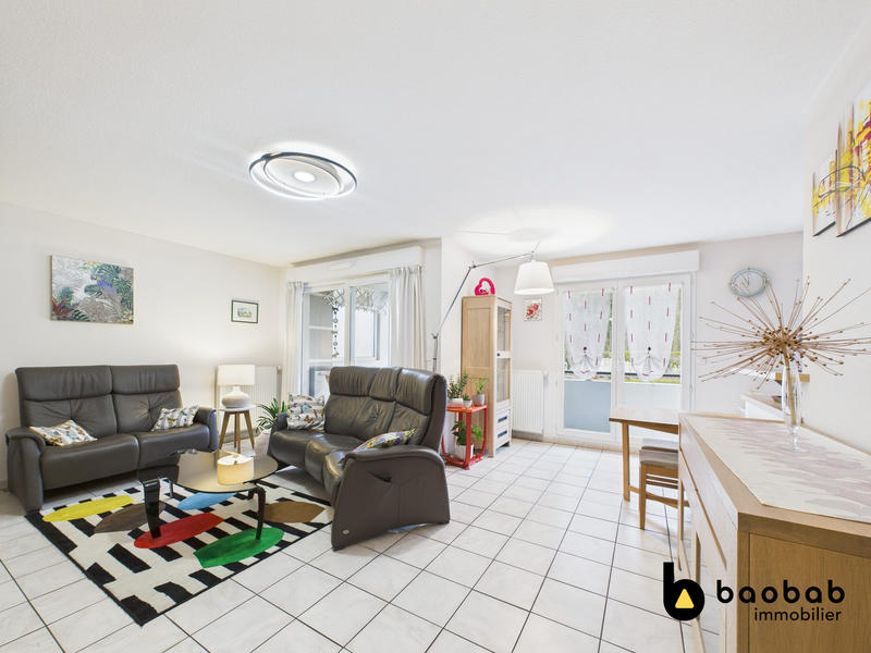 Appartement - 91 m² - 5 pièces