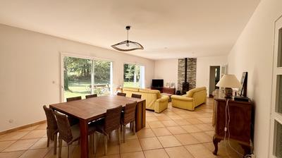 Maison contemporaine - 140 m² - 5 pièces