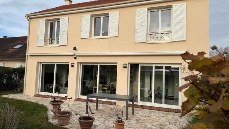 Maison - 120 m² - 6 pièces
