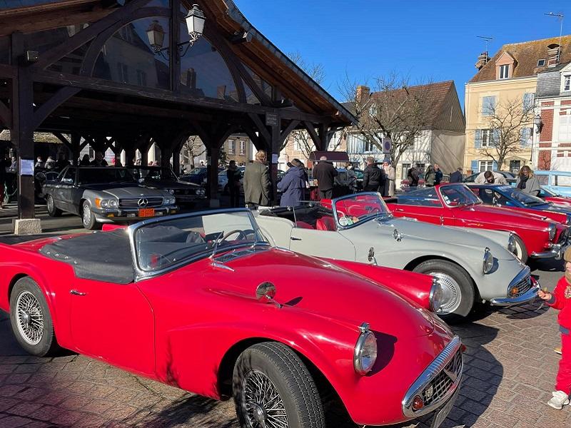 Les Toqués du volant - Rassemblement de voitures anciennes