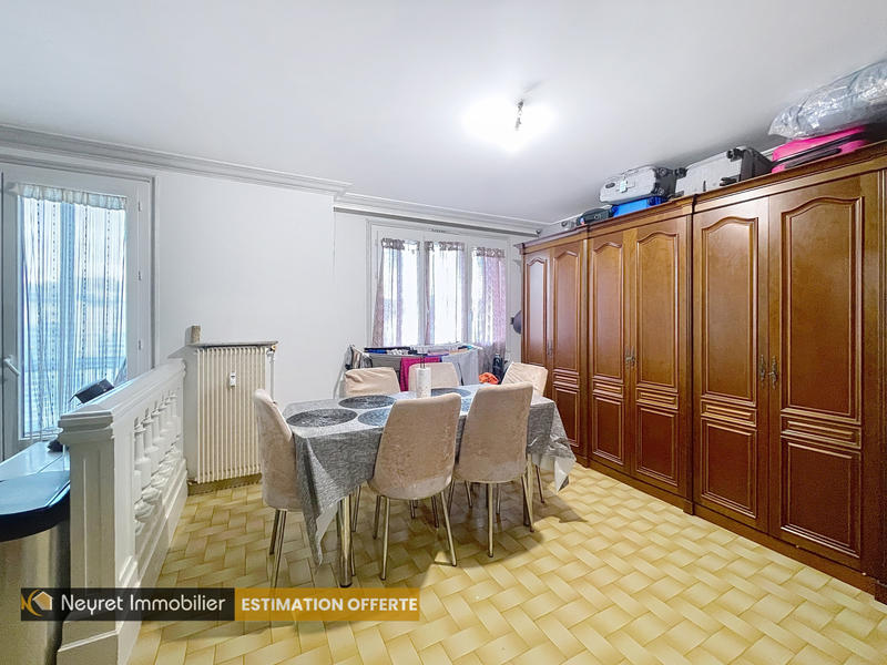 Appartement - 86 m² - 4 pièces