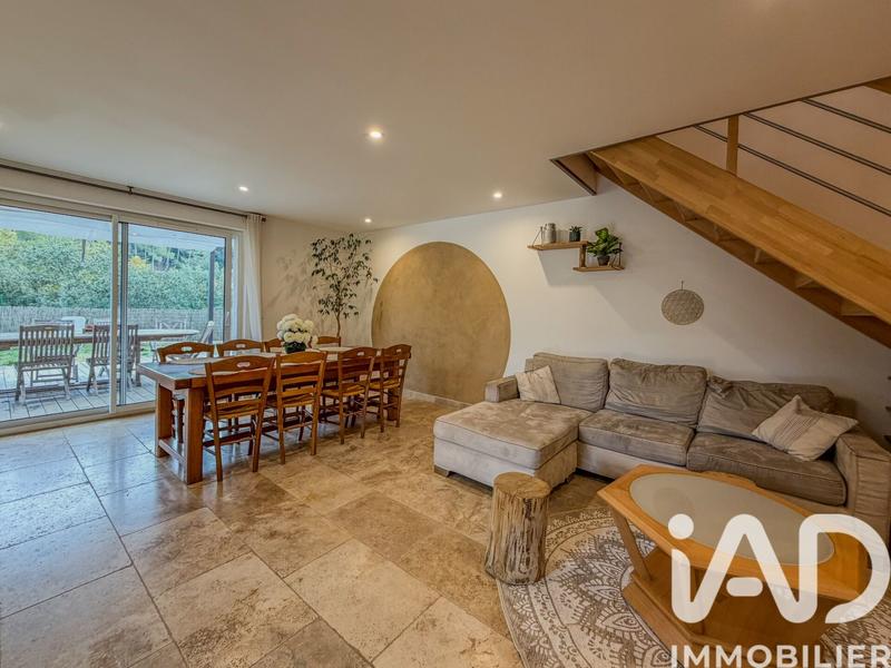 Maison - 157 m² - 6 pièces