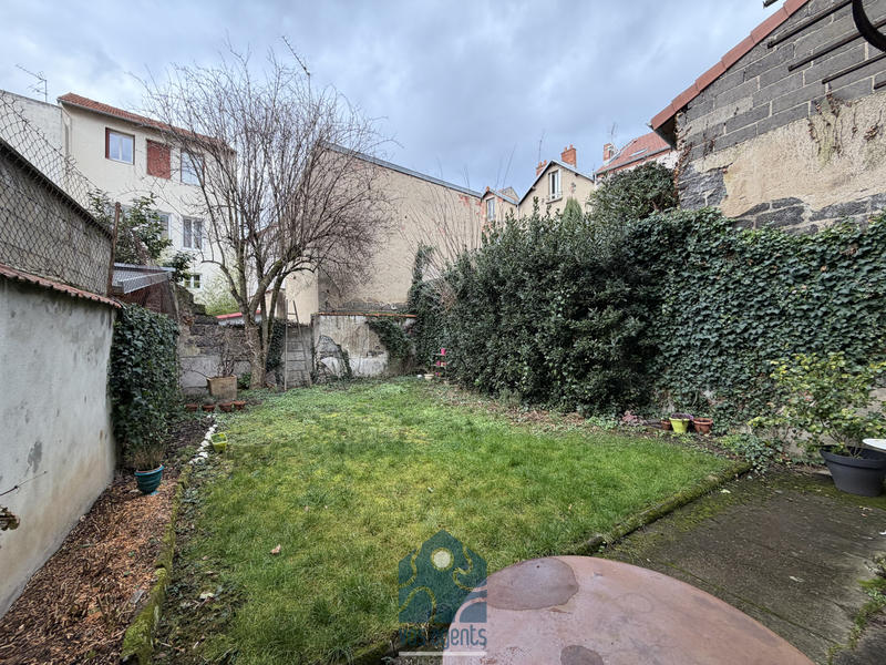 Maison - 153 m² - 8 pièces