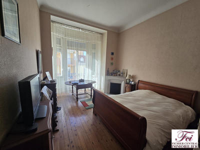 Appartement - 152 m² - 6 pièces