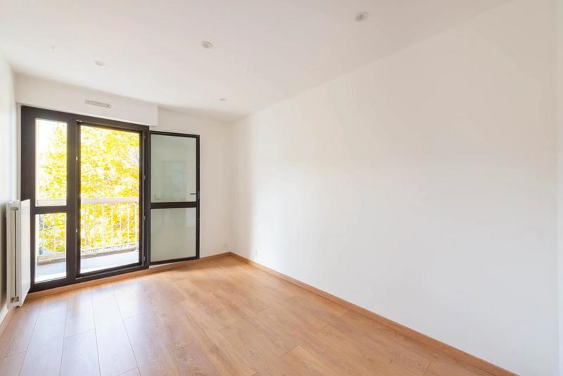 Appartement - 98 m² - 4 pièces