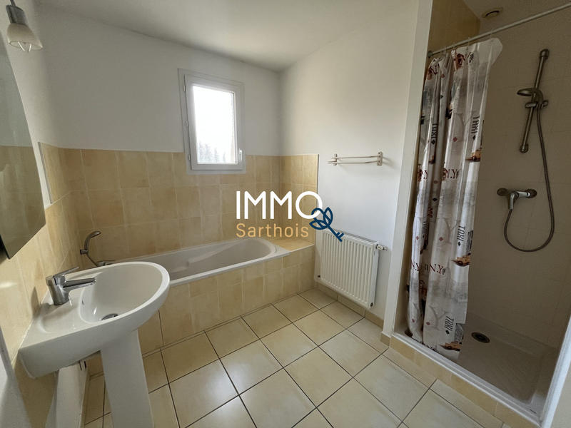 Maison - 94 m² - 4 pièces
