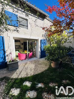 Maison - 180 m² - 6 pièces