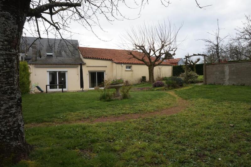 Maison - 131 m² - 6 pièces