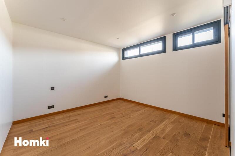 Appartement - 194 m² - 5 pièces