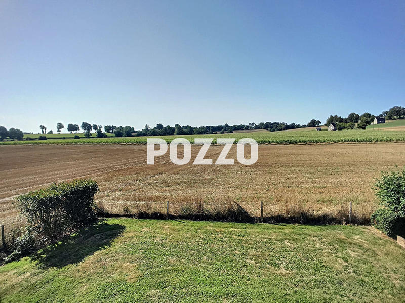 Maison - 180 m² - 6 pièces