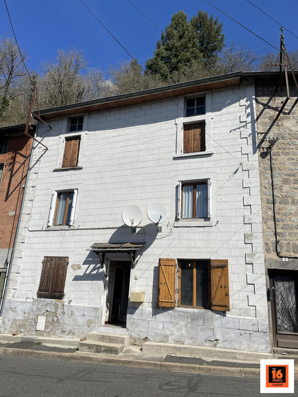 Maison - 102 m² - 4 pièces