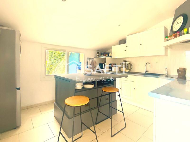 Maison - 192 m² - 8 pièces