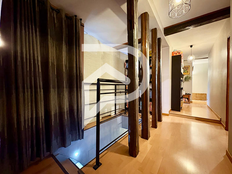 Maison de ville - 169 m² - 7 pièces