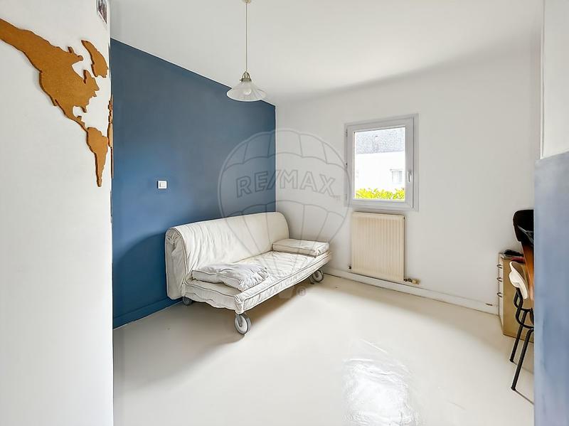 Maison - 174 m² - 8 pièces