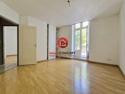 Appartement - 97 m² - 4 pièces