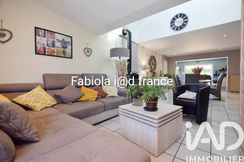 Maison - 192 m² - 11 pièces