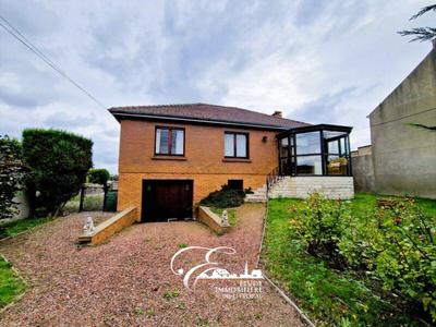 Maison - 97 m² - 6 pièces