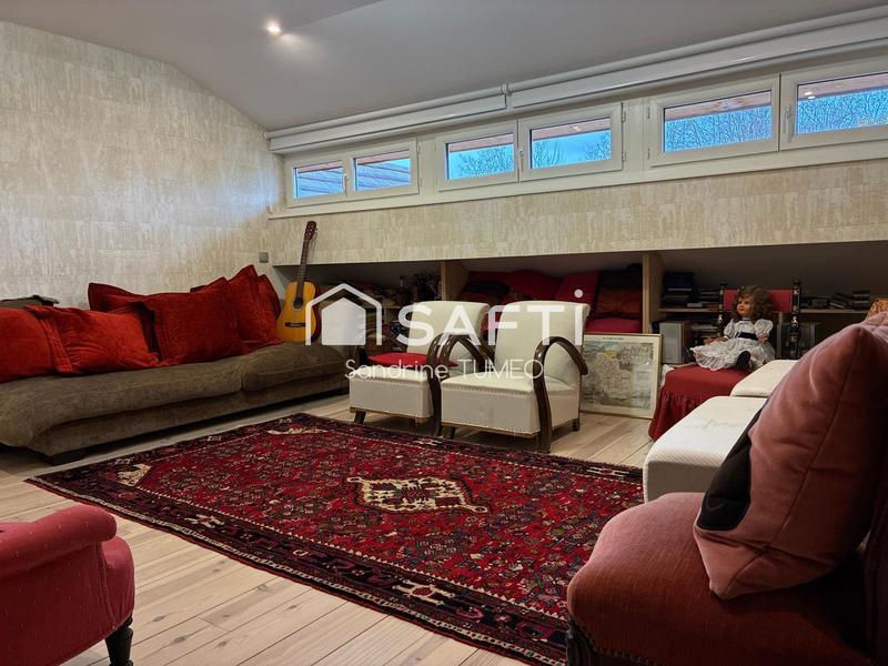 Maison de maîtres - 193 m² - 7 pièces